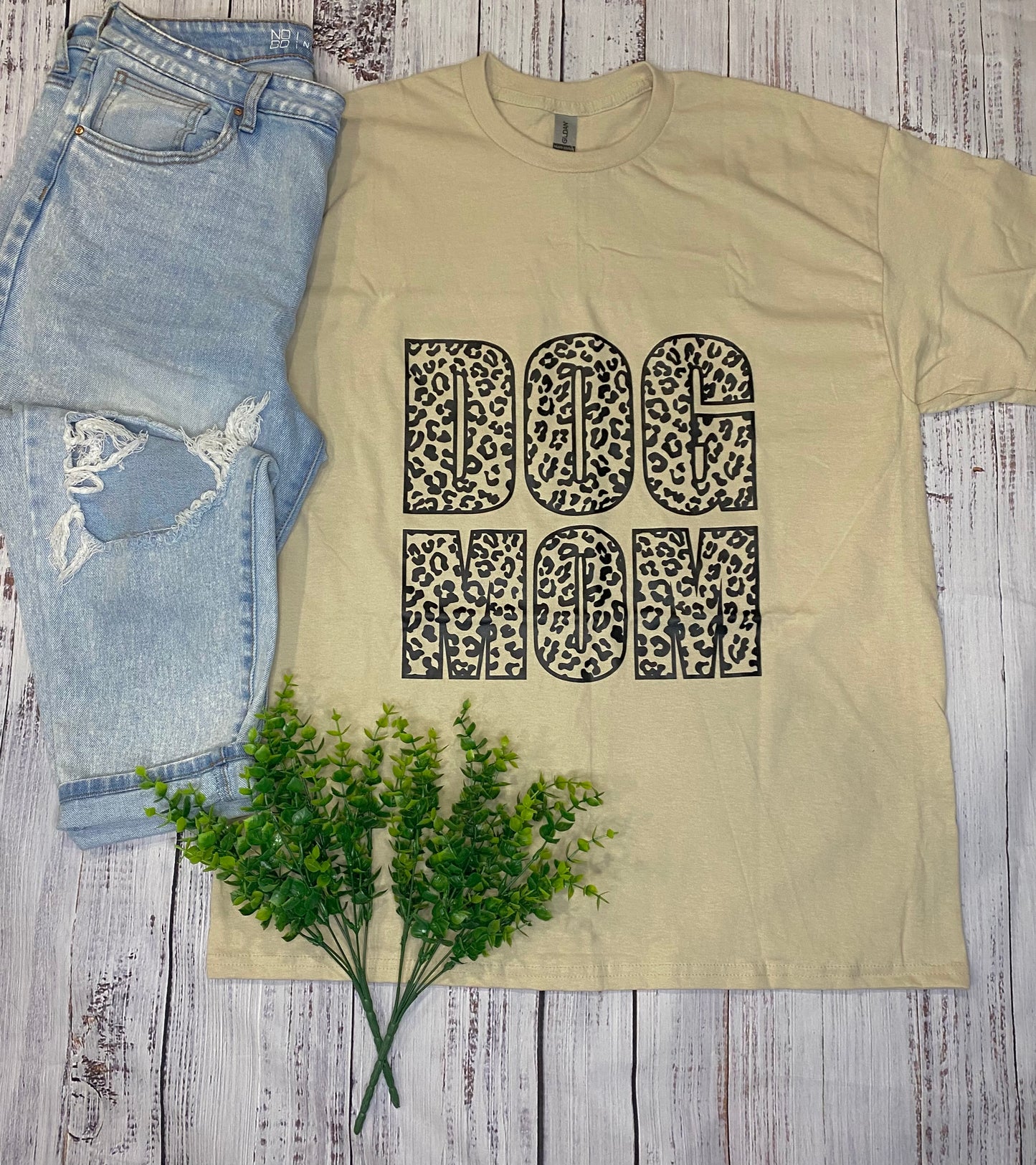 Leopard Dog Mom Tee